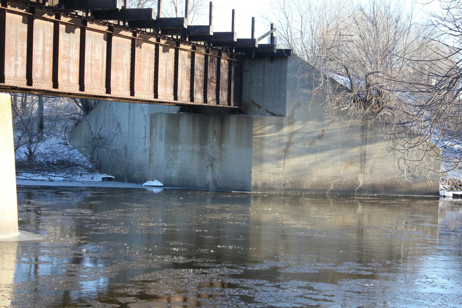 North abutment